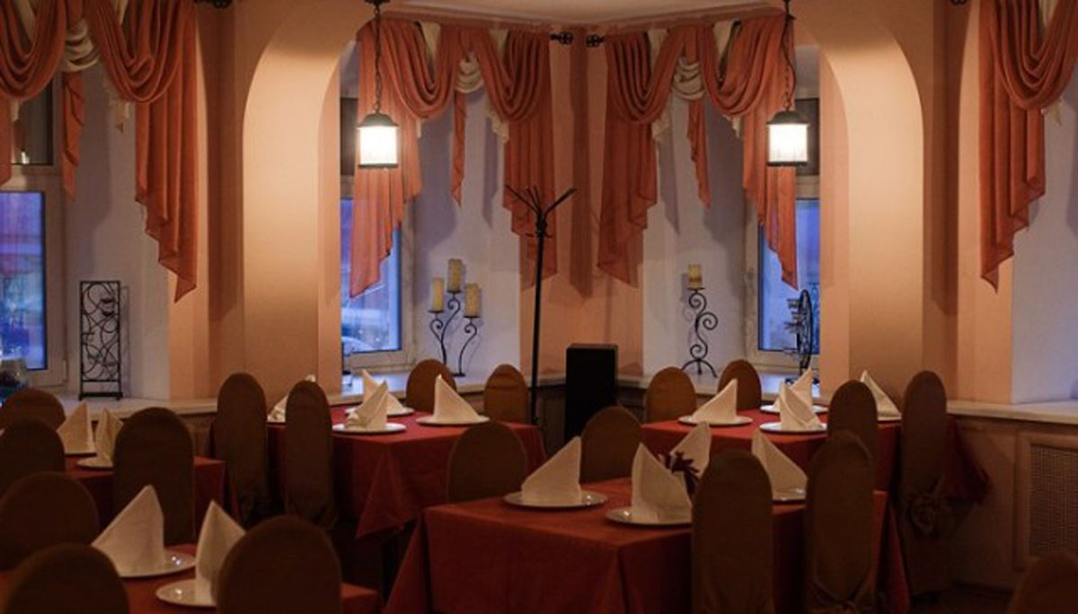 Основной зал — Трактир Купеческий дом