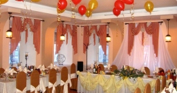 Основной зал