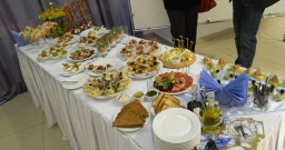 Основной зал — интерьер зала