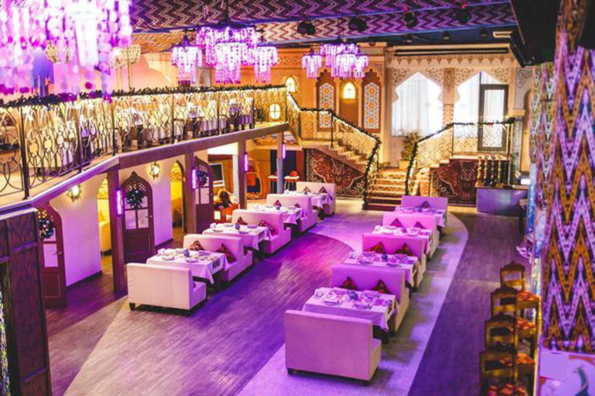 Большой банкетный зал — Восток