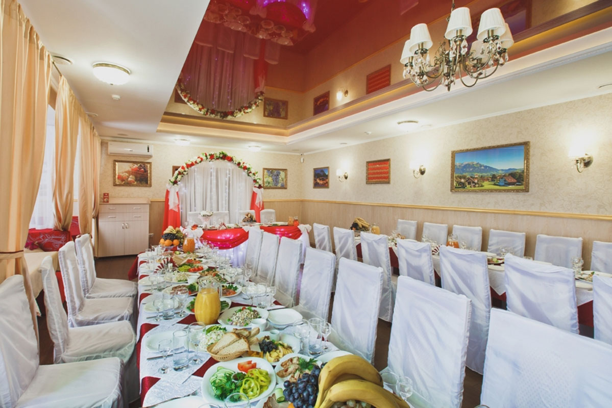 Грузинский домик — Основной зал, фото банкетного зала