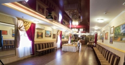 Основной зал