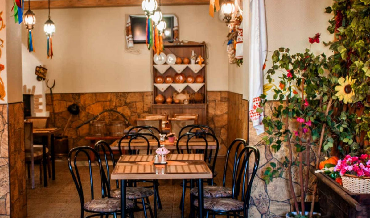 Основной зал — Хуторянка