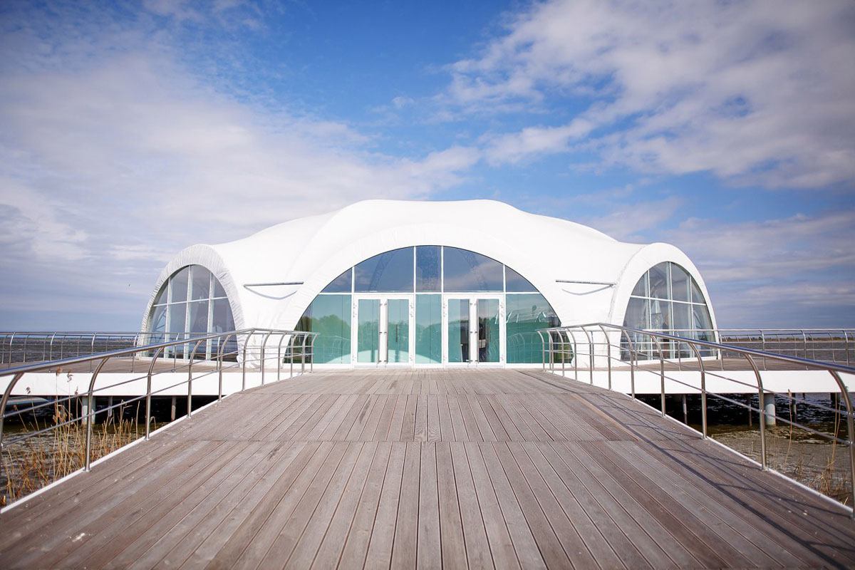 Шатер на воде — Адмирал загородный клуб