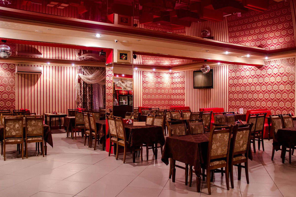 Зал на 100 человек