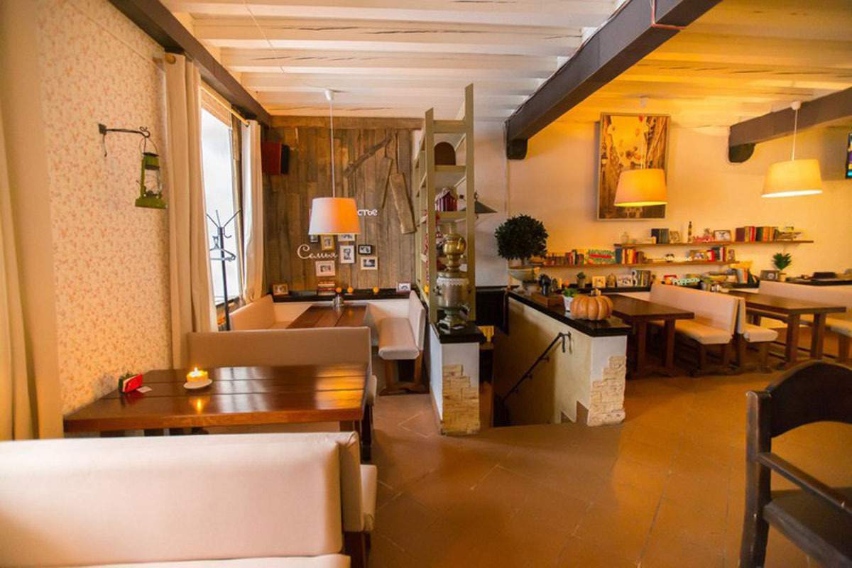 Зал на 2 этаже — Дом Кафе