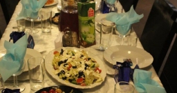 Зал на 1 этаже — интерьер зала