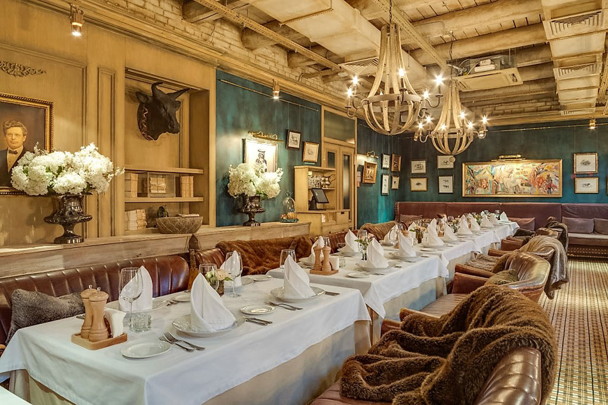 Банкетный зал — SteakHouse