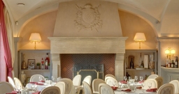 Основной зал