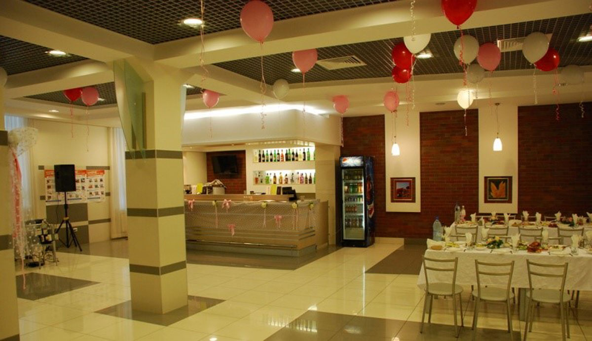 Основной зал — Авангард