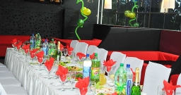 зал клуба Дом