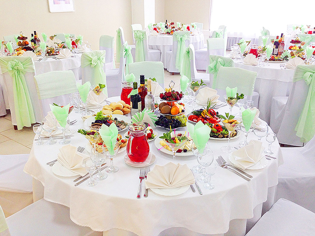 Холл — банкетный зал Банкетный комплекс Дворик, фото