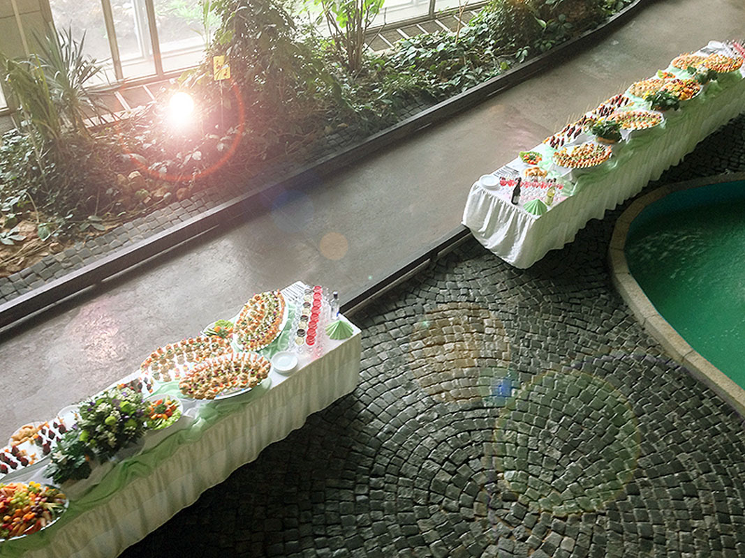 Гарден — Банкетный комплекс Дворик