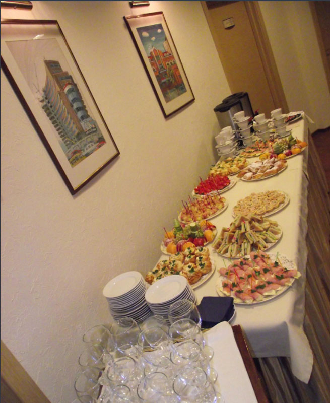 Основной зал — Вознесенский