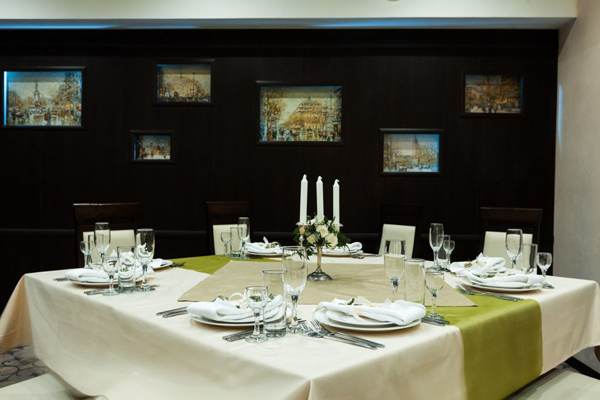 Банкетный зал Винтажный — банкетный зал Ресторан АПРИОРИ, фото