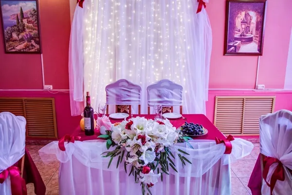 Основной зал