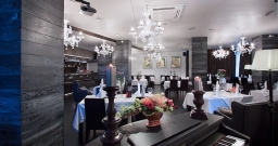 Основной зал