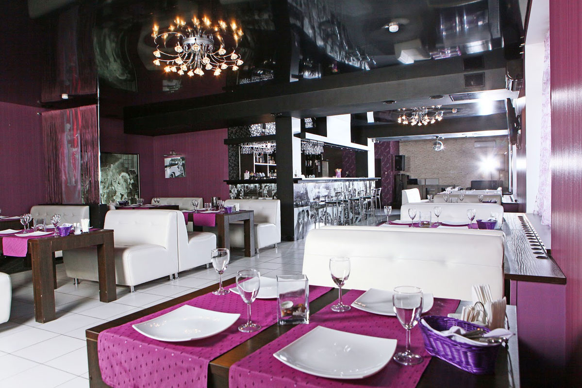 Основной зал — Ресторан-бар DejaVu