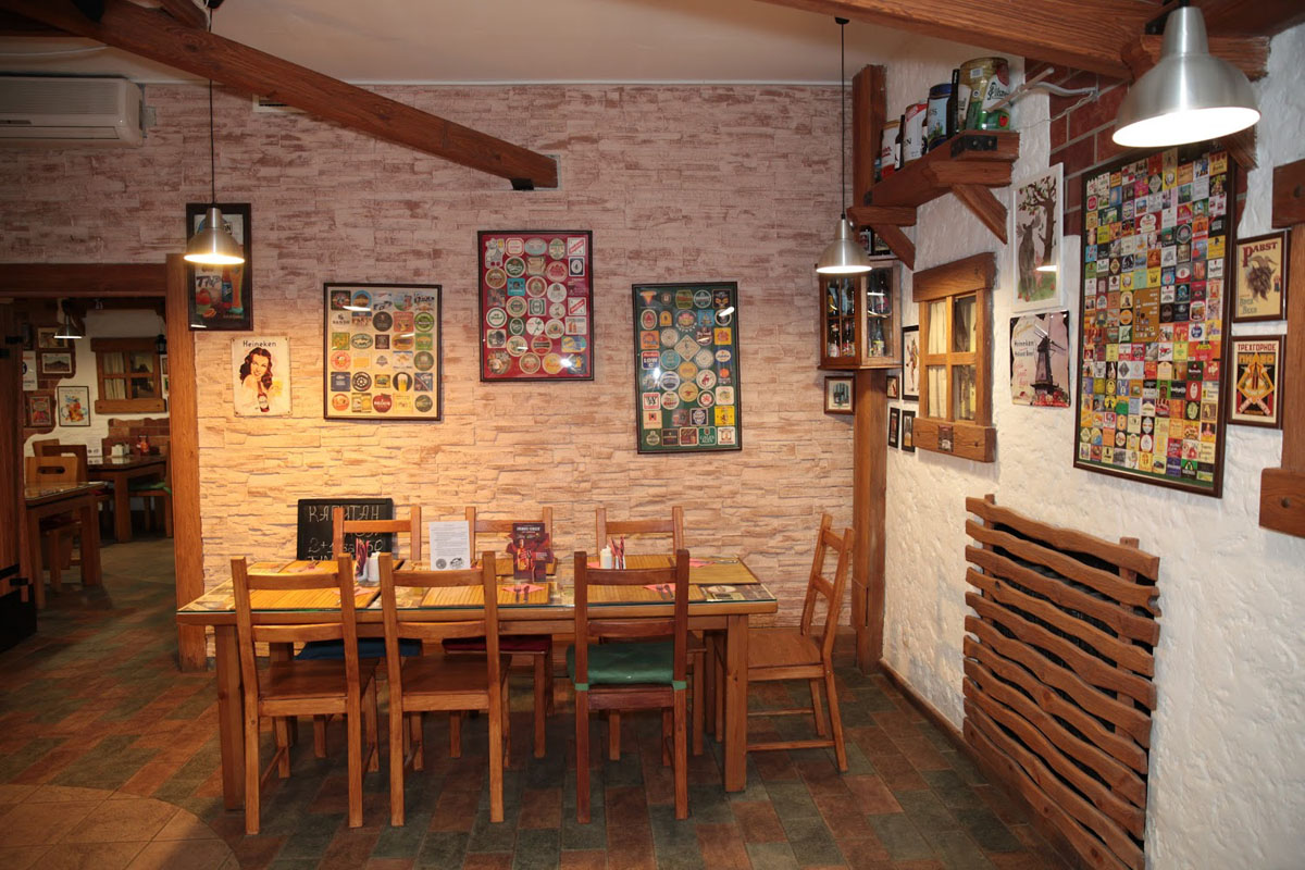 Основной зал — Пивной ресторан Рулька