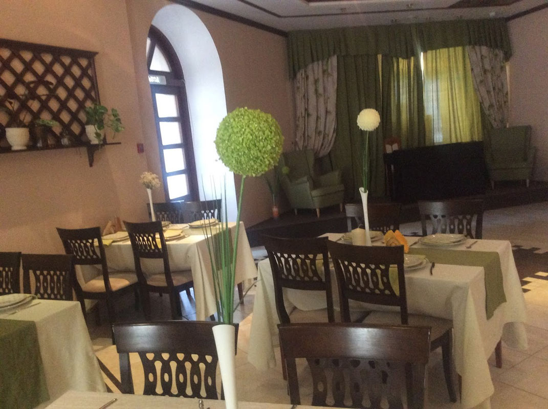 Основной зал — Ресторан Жемчужина 