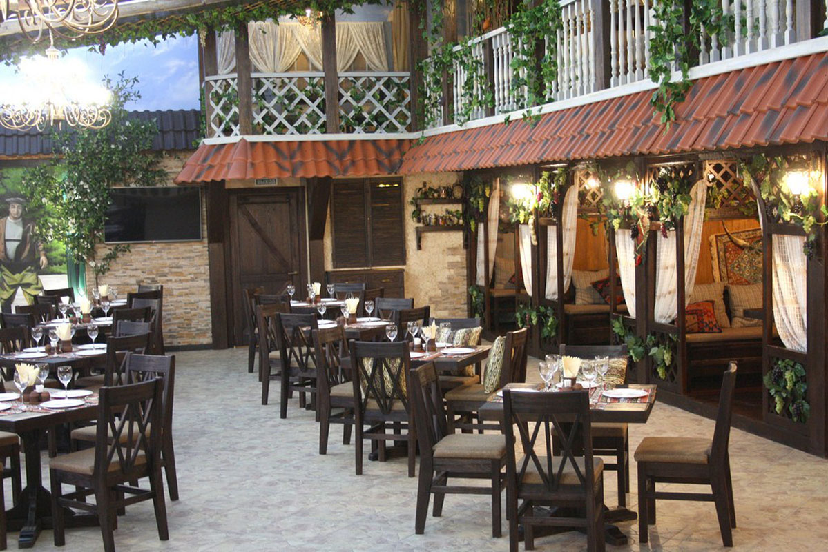 Основной зал