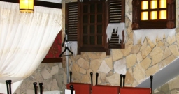 Основной зал — интерьер зала