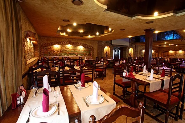 Ресторан Рандеву , Основной зал — фото
