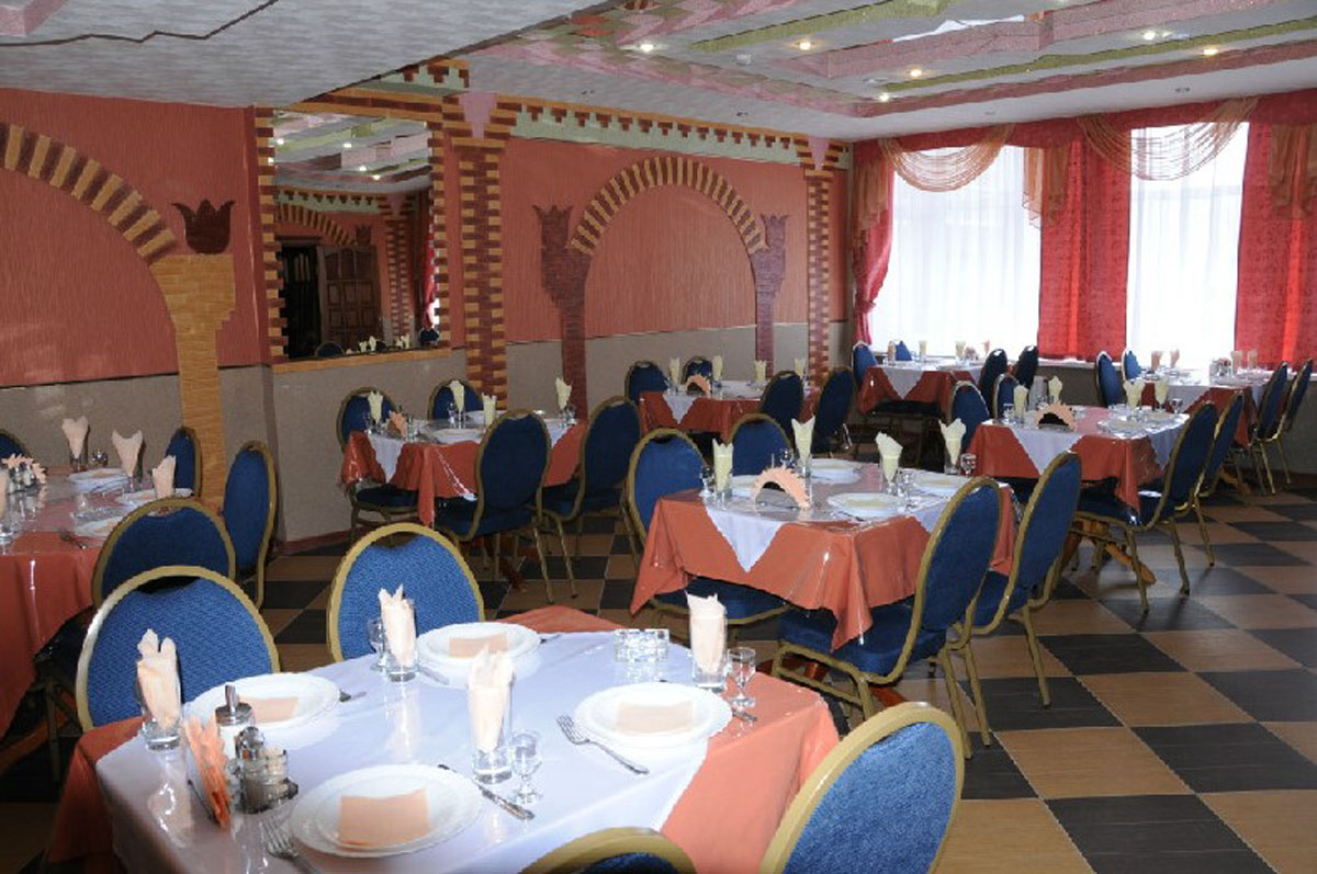 Основной зал