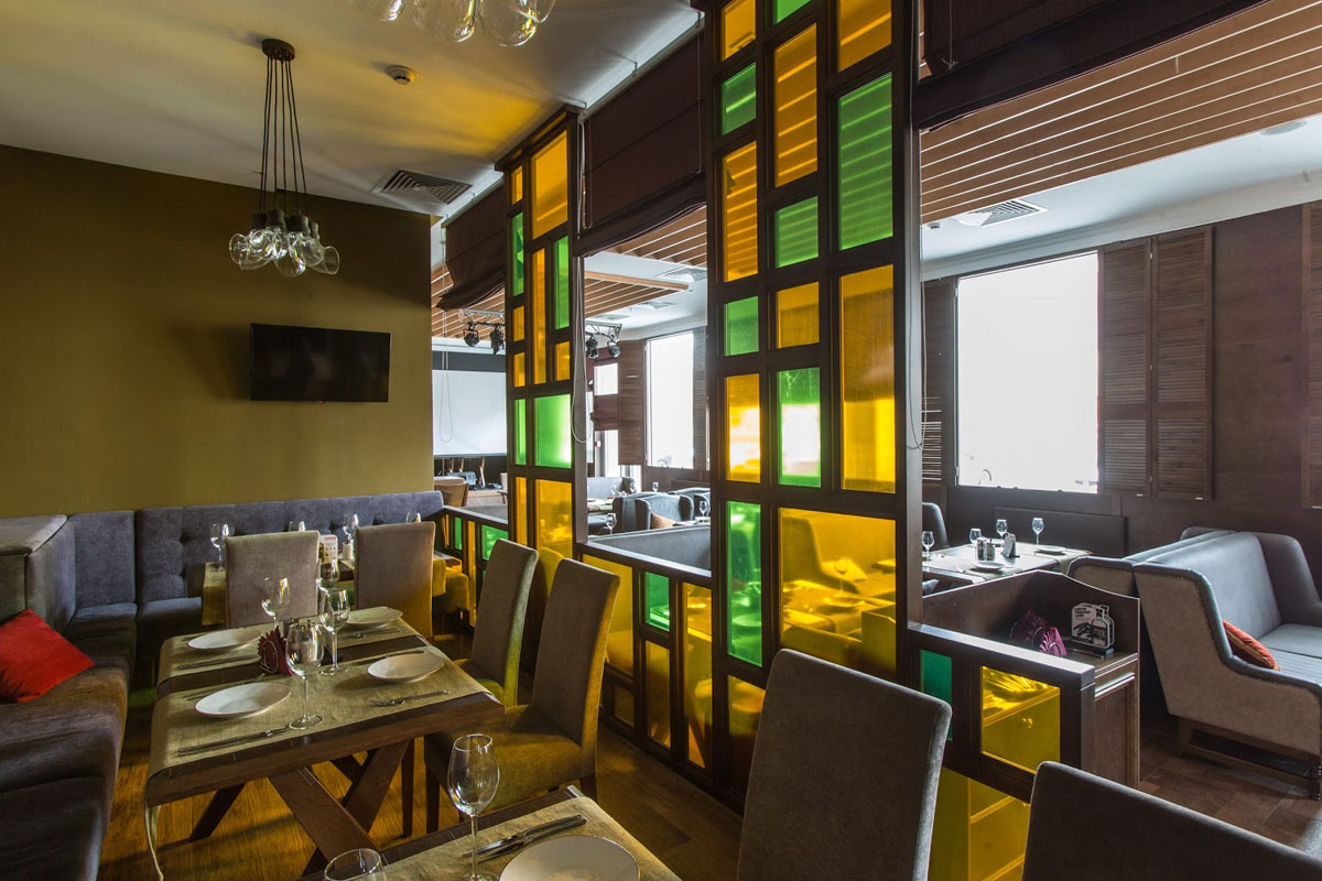 Зал на 100 человек