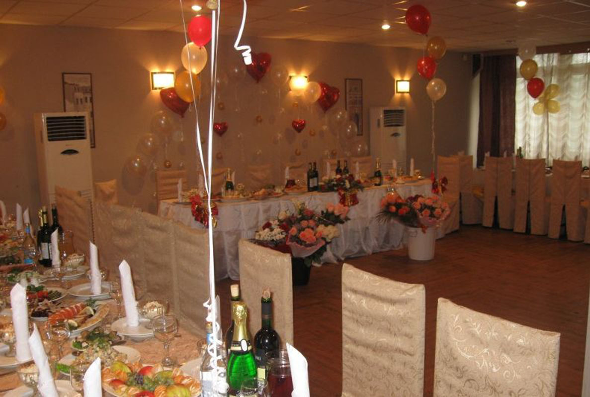 Основной зал — Корица