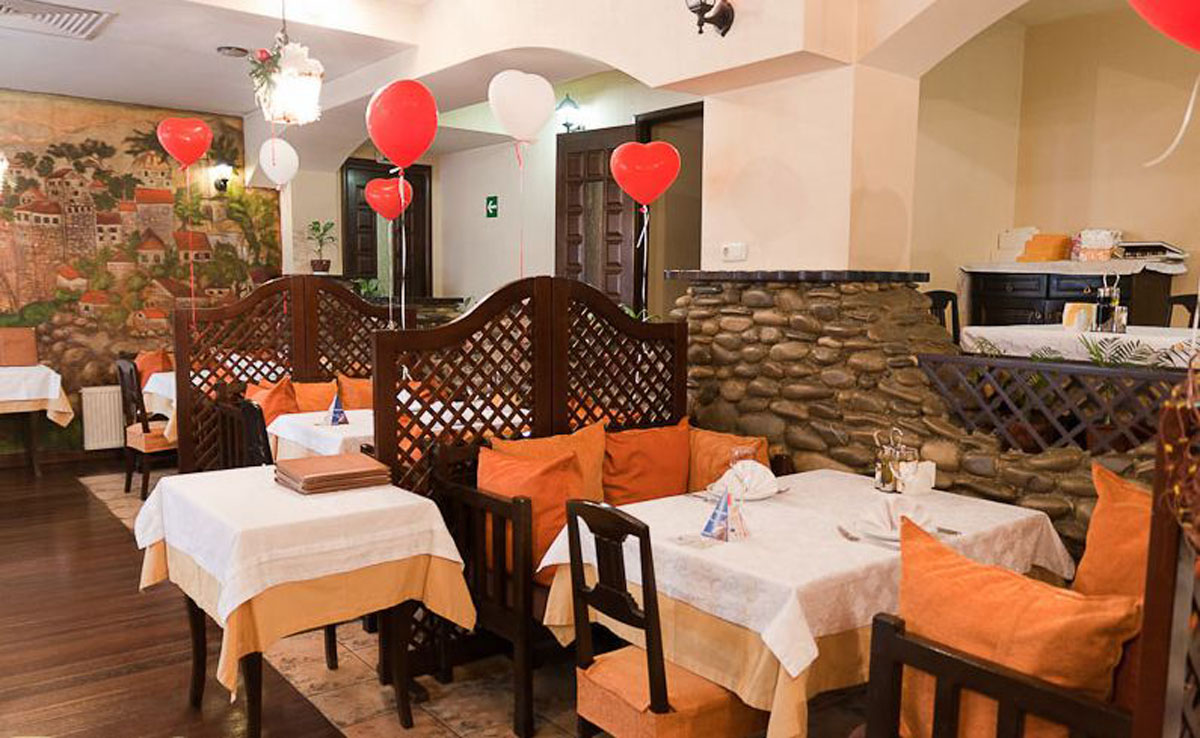 Зал на 50 человек — Золотая долина