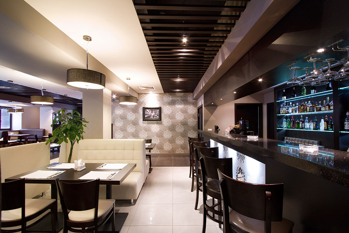 Основной зал — New Garden