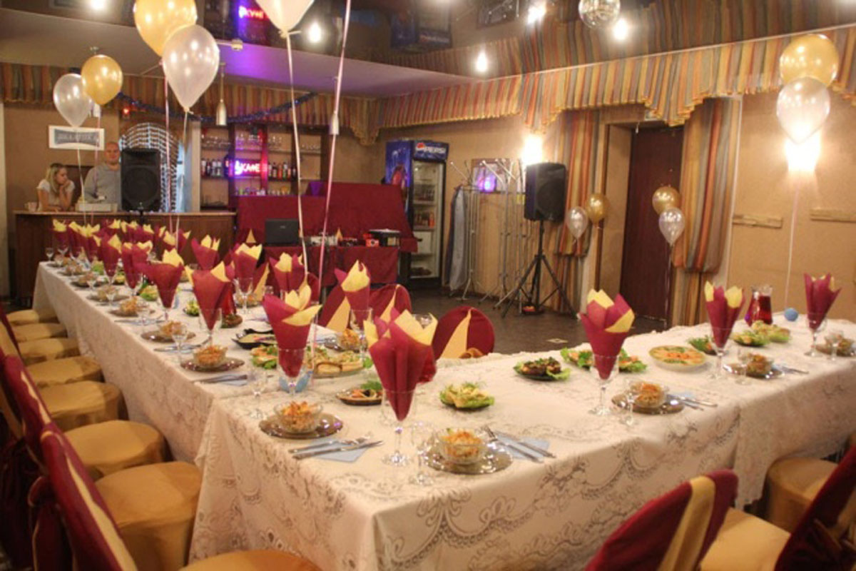 Основной зал — Сальвадор Дали