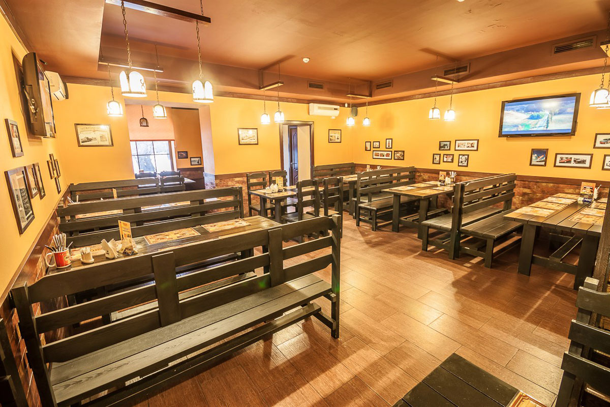 Основной зал — Ресторан-бар Жигули