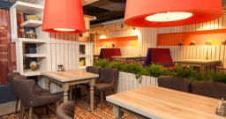 Основной зал — интерьер зала