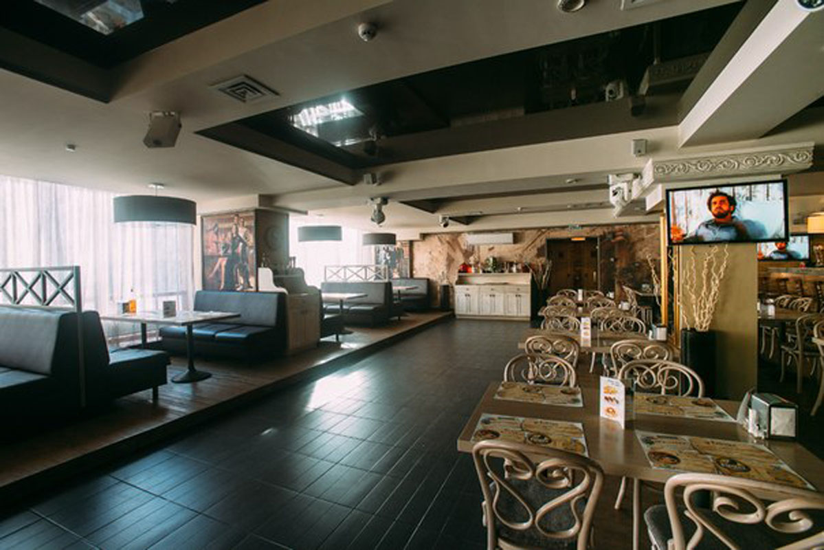 Основной зал — Beerhouse italiano