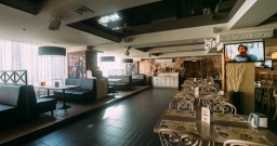 Основной зал — интерьер зала