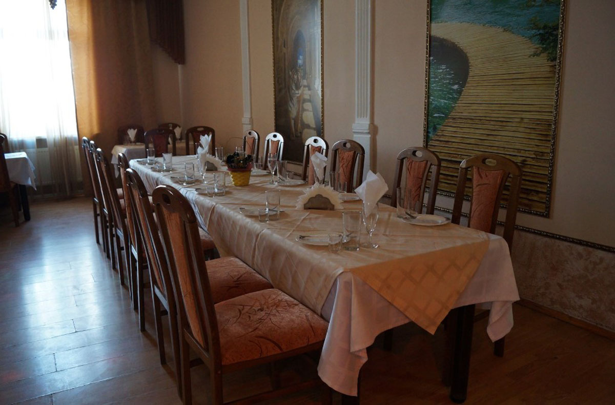 Основной зал — Сириус