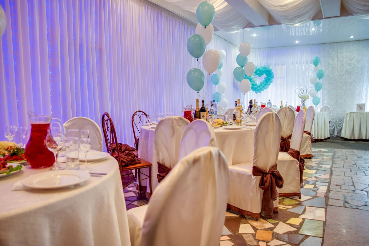 Банкетный зал — Кафе ЧАЙ & Мяsо