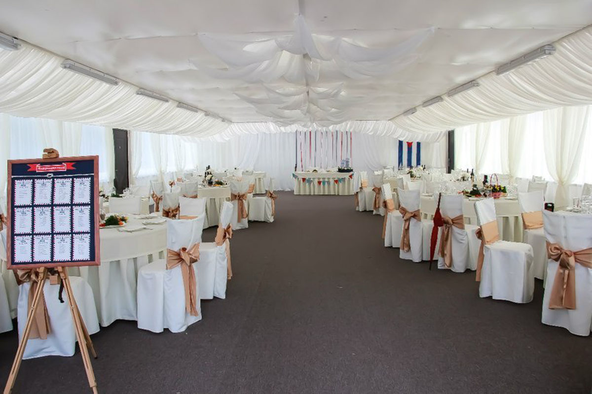 Большой шатер