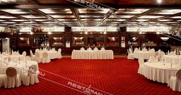 Колонный — подробнее о зале