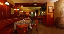 Основной зал — интерьер зала