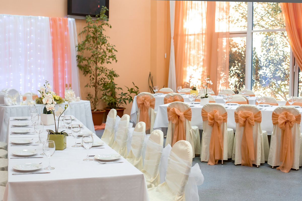 Основной зал