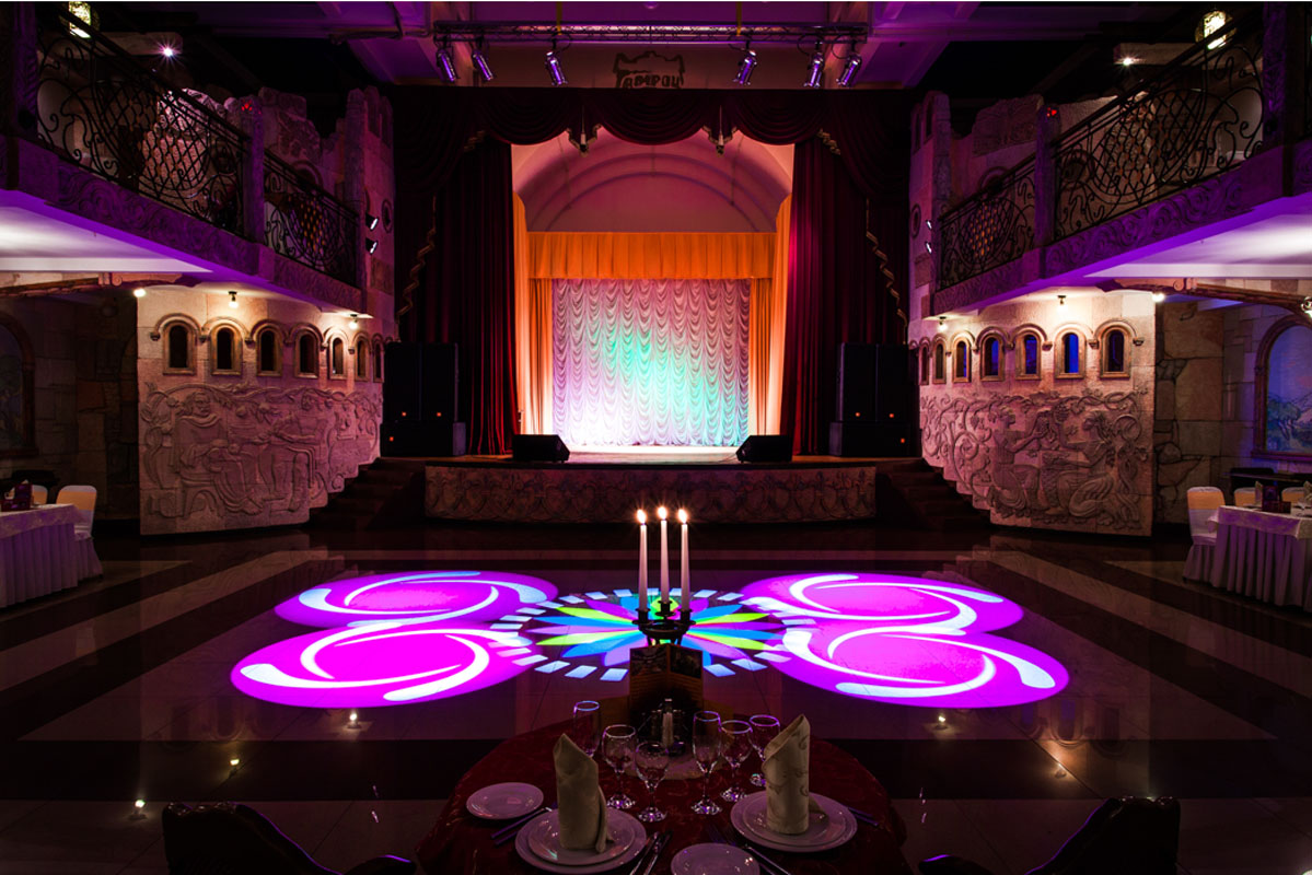 Зал Звартноц — фото 6