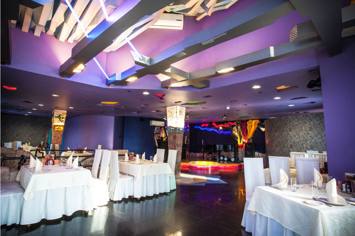 Танцевальный зал — фото 11