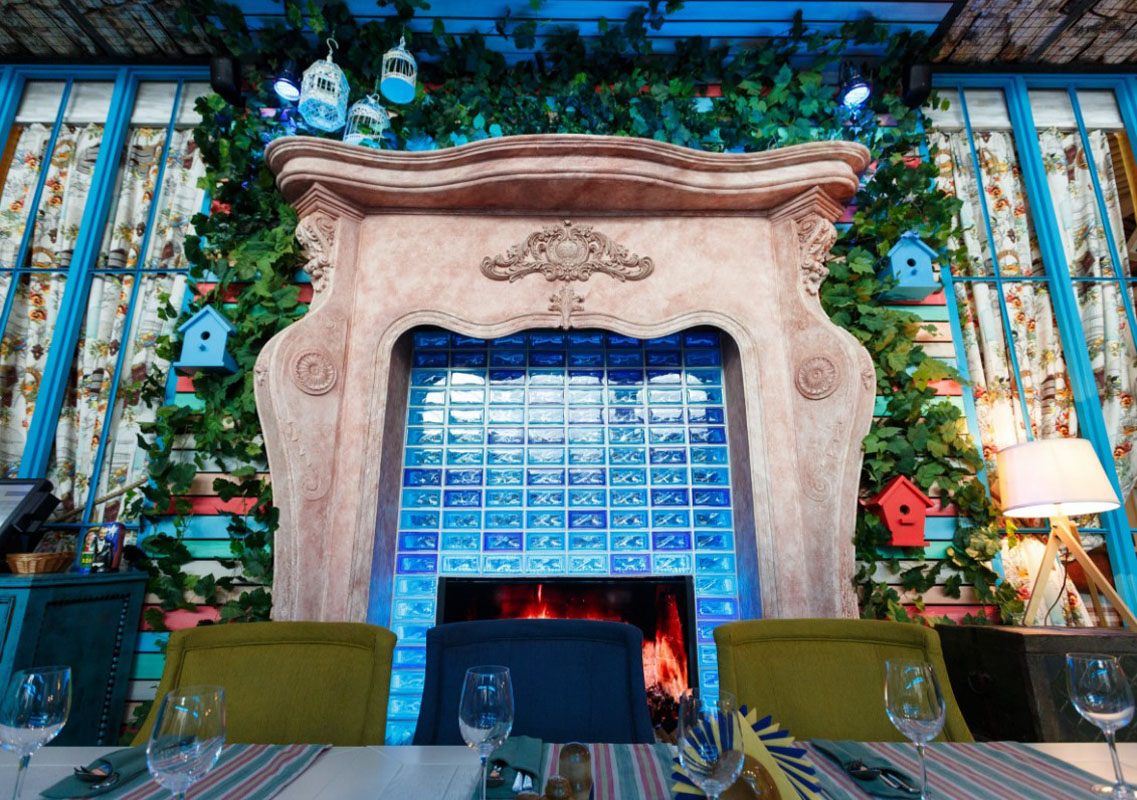 Основной зал — Счастье