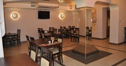 Основной зал — интерьер зала