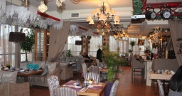 Основной зал