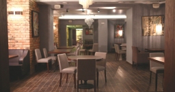 Основной зал