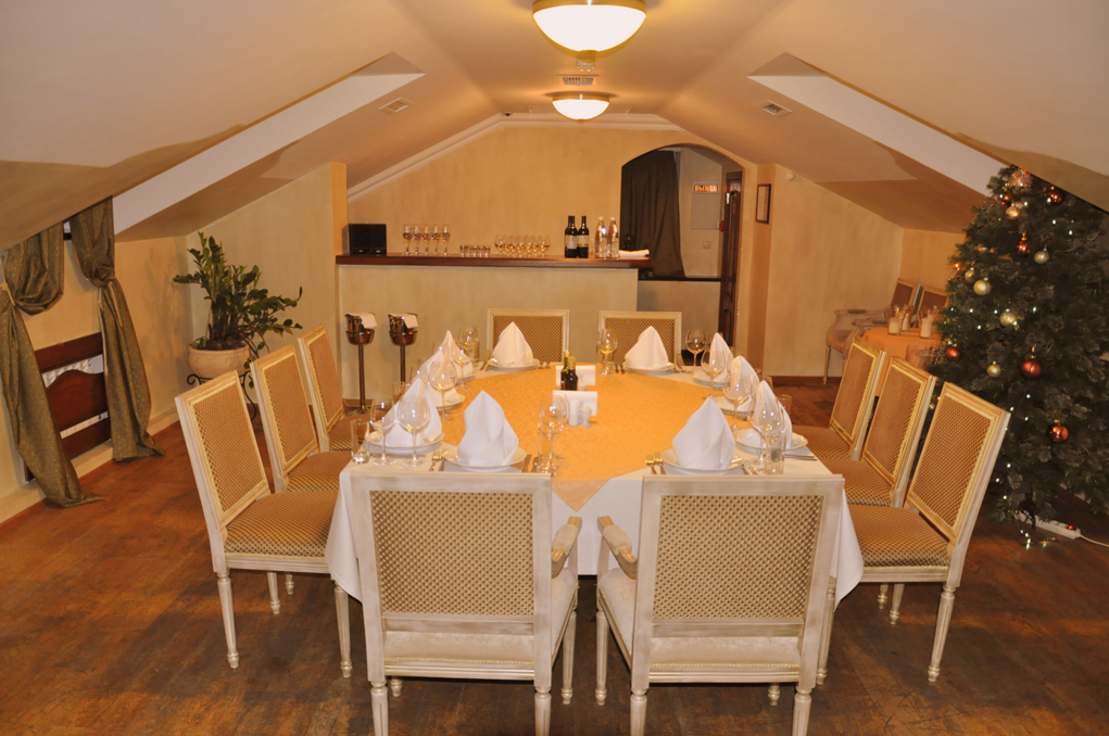 3 этаж: VIP зал / Игровая детская комната — Ресторан La Serenata